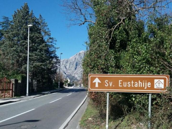 Deki Apartman