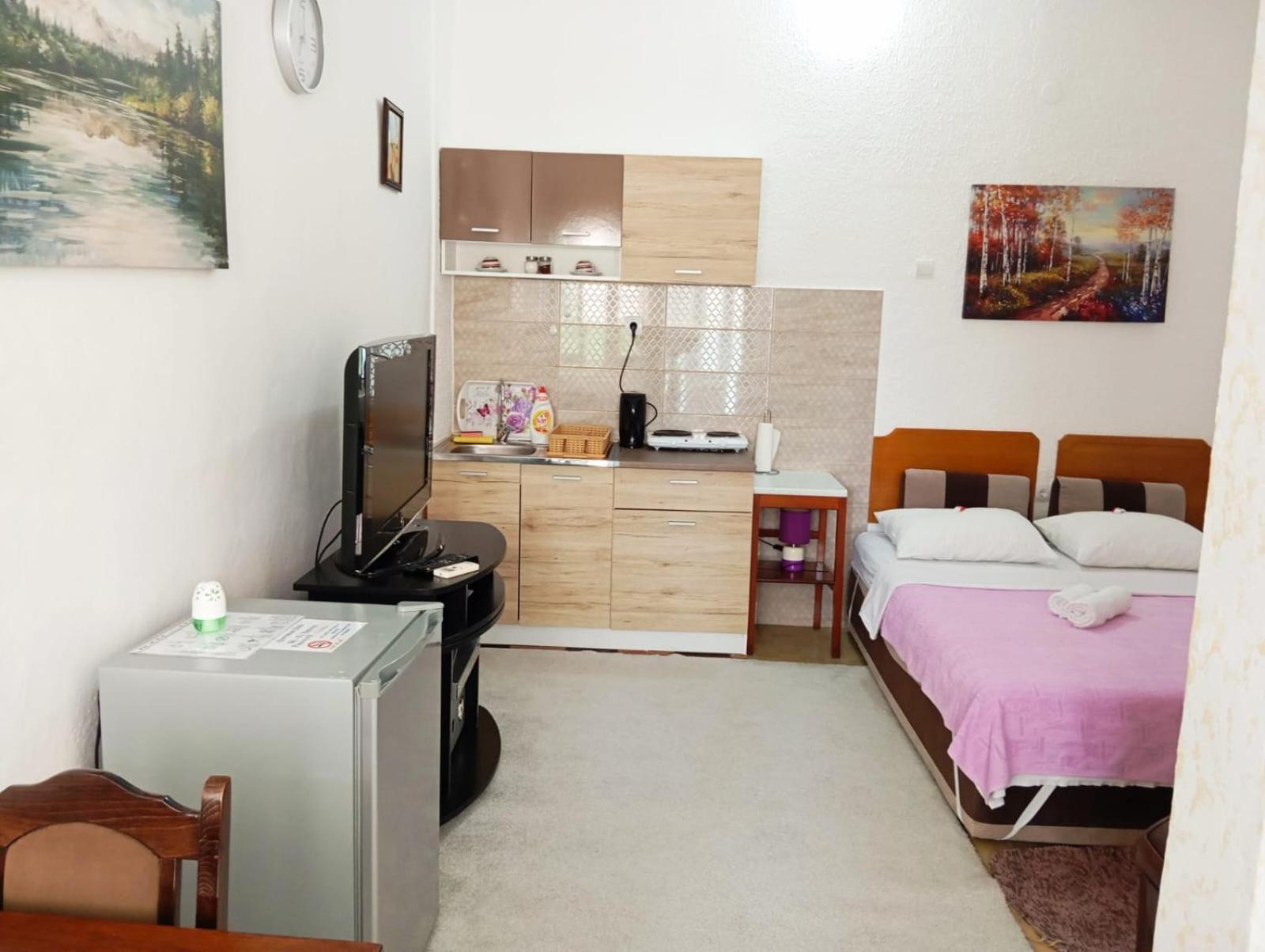 Deki Apartman *